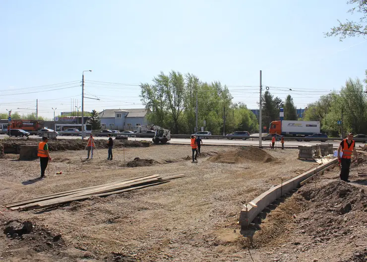 На 12 улицах Красноярска идет локально-восстановительный ремонт дорог