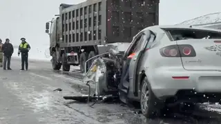 Мужчина погиб в аварии с большегрузом на автотрассе под Норильском Мужчина погиб в аварии с большегрузом на автотрассе под Норильском