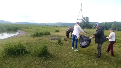 Более 180 км берегов очистили от мусора неравнодушные жители Красноярского края