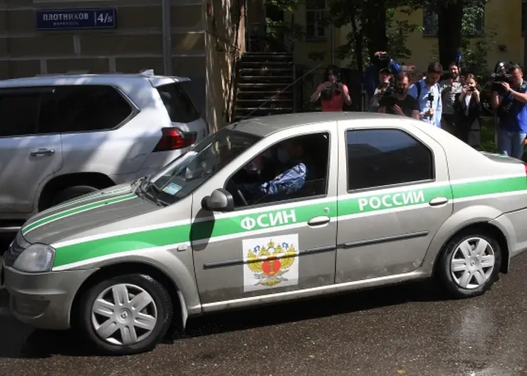 В Красноярске задержали четверых человек за самовольный уход из зоны СВО