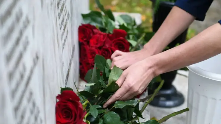 В Хакасии почтили память погибших при аварии на Саяно-Шушенской ГЭС