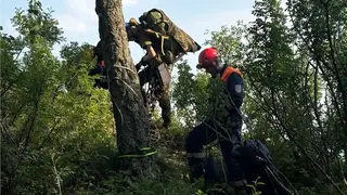 Сняли скалолаза, вывезли лодку с людьми: красноярские спасатели рассказали о недавних происшествиях с туристами
