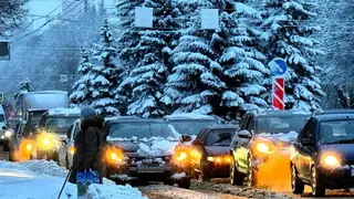 Пробки в Кемерове достигли максимальных 10 баллов после ночного снегопада Пробки в Кемерове достигли максимальных 10 баллов после ночного снегопада