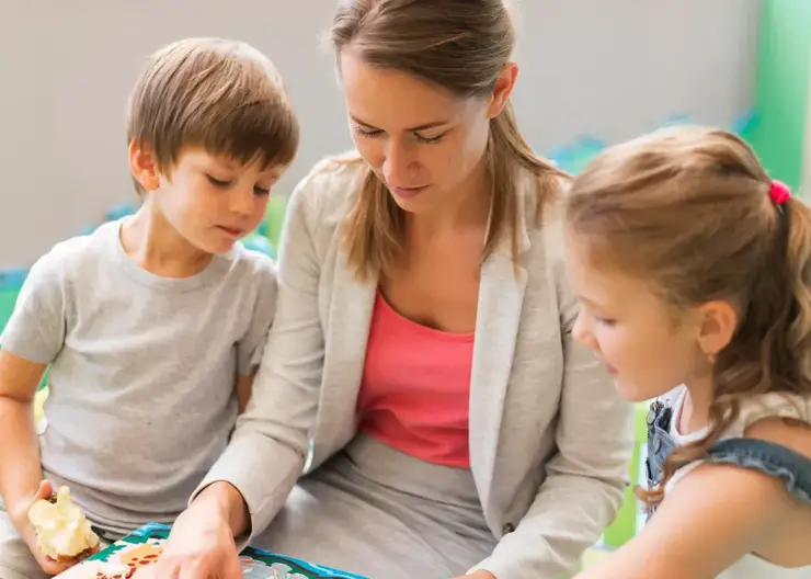 В России предложили учредить новое почётное звание для дошкольных работников