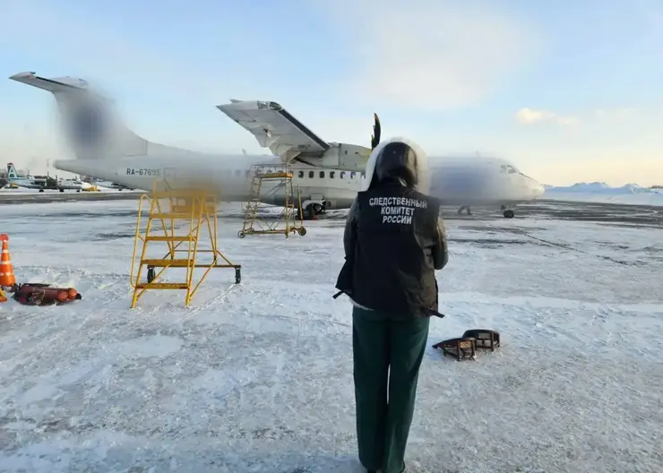 Самолет рейсом Иркутск - Бодайбо прервал взлет из-за технической неисправности