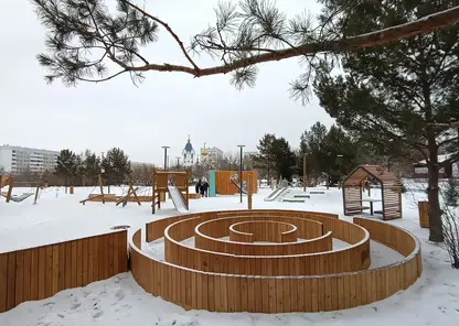 В Сосновоборске благоустроили площадь Юбилейную