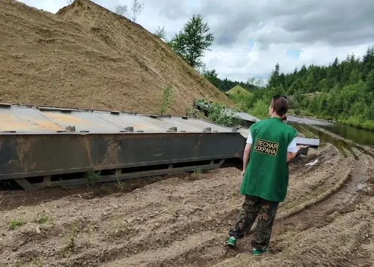 Незаконно построенные вахтовые посёлки золотодобытчиков обнаружили в Забайкалье