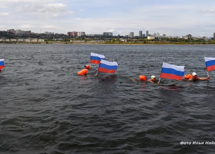 В Красноярске состоялся заплыв «моржей» по Енисею
