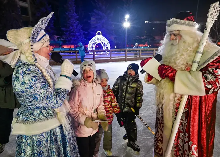 В Красноярске на площади Мира сегодня пройдут новогодние представления на льду