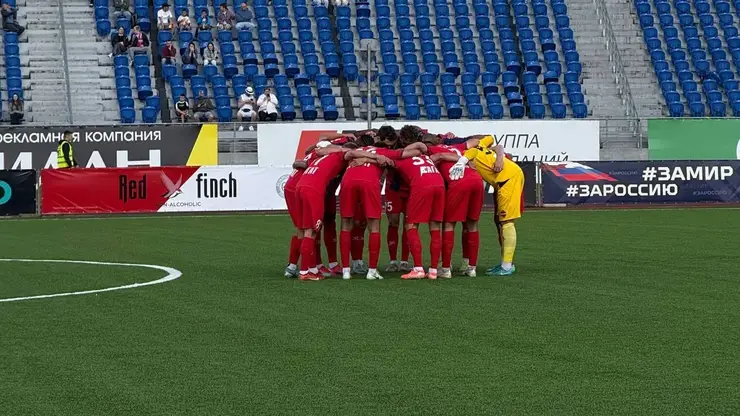 Красноярский ФК «Енисей» уступил «Чайке» в первом матче сезона