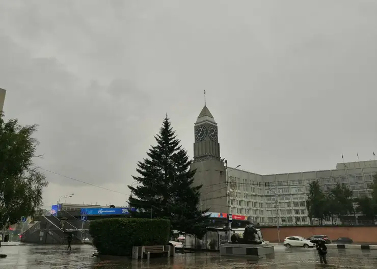 В Красноярске 25 июля прогнозируется дождь и гроза