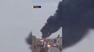 Фура загорелась на федеральной трассе «Иртыш» в Барабинском районе Новосибирской области (видео) Фура загорелась на федеральной трассе «Иртыш» в Барабинском районе Новосибирской области (видео)