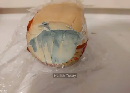 Колбасный «Рокфор». В Норильске магазин уличили в продаже сыра с плесенью