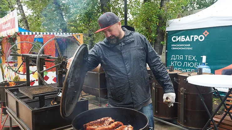 Барбекю в сибирском стиле: «Сибагро» - гастрономический хэдлайнер на краевом фестивале «Большемуртинский пикник»