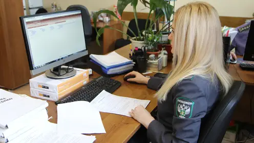 Деликатес из мраморной говядины доставили в Красноярск из Москвы за полтора часа