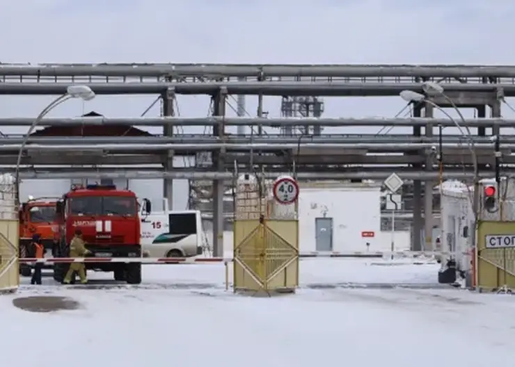 Взрыв произошел на спиртзаводе в Новосибирской области