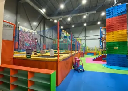 Батутный центр покалечил четверых детей в Новосибирске. Директора учреждения ждет суд