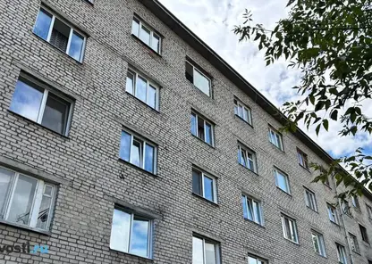 «Сидит на стуле, вся в крови»: эксклюзивные подробности трагедии, где красноярка с ножом напала на 3-летнего сына