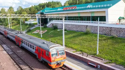 Утренний электропоезд выходного дня Красноярск — Дивногорск будет ходить ежедневно до 15 сентября