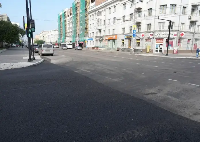 П‑образные переходы убирают на участках благоустройства в центре Красноярска