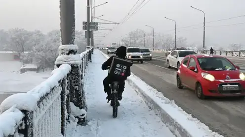 Почти без пробок: Красноярск встретил вторник 24 февраля разгруженными дорогами