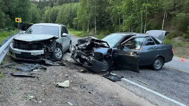 Пять человек пострадали в ДТП на трассе в Красноярском крае