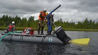 Томские учёные очистили часть реки Амбарная от следов нефти Томские учёные очистили часть реки Амбарная от следов нефти