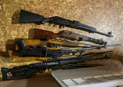 Иркутянин с пистолетом-пулеметом времен ВОВ напугал соседей из-за замечания о громкой музыки