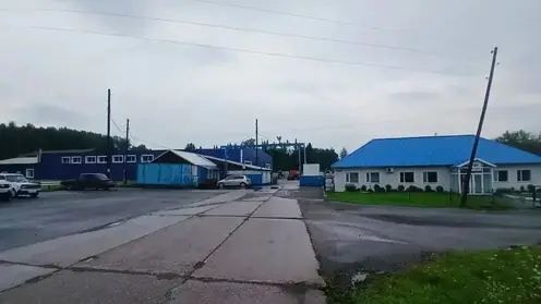 Четверо мужчин годами работали на предприятии под Красноярском охранниками за половину МРОТ