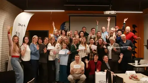 Волонтёры Эн+ собрали средства на вакцины для животных