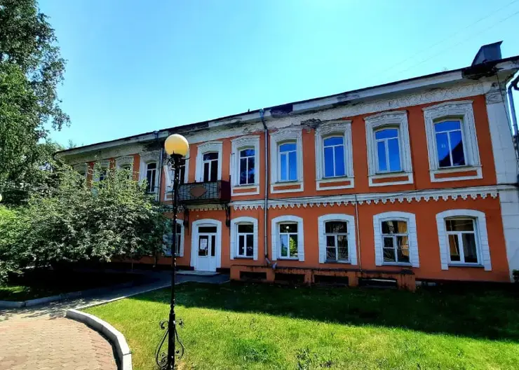 В Красноярске введен режим повышенной готовности из-за аварийного состояния двух зданий в центре города