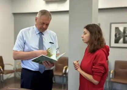 Минздрав Красноярска рассказал, как больничные клоуны написали сказки с маленькими пациентами