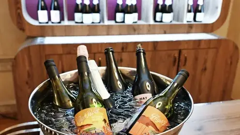 Вино в России планируют продавать на маркетплейсах с середины 2026 года