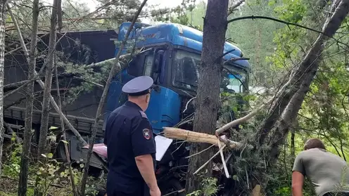 Четверо погибли в ДТП в Красноярском крае, трое из них — подростки