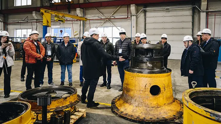 Крупнейшие промышленные предприятия России обсудили в Красноярске будущее карьерной техники