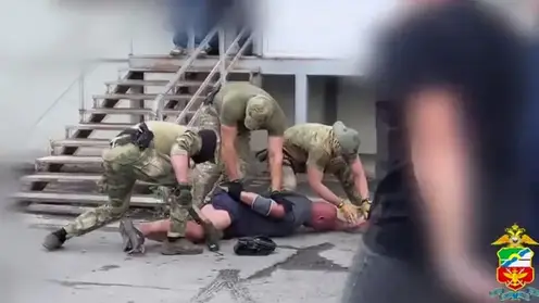 В Бийске раскрыли серию краж мобильных телефонов из посылок