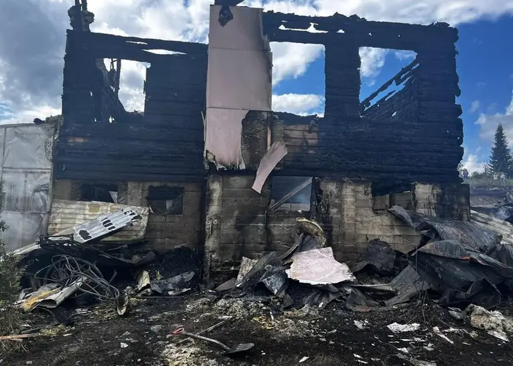 В Красноярском крае трое детей погибли в пожаре в «Городе Солнца» 