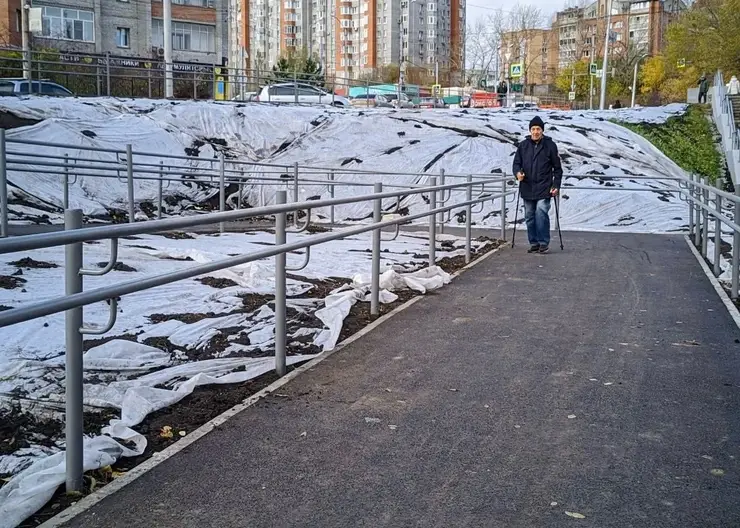 В Октябрьском районе Красноярска появился новый пандус