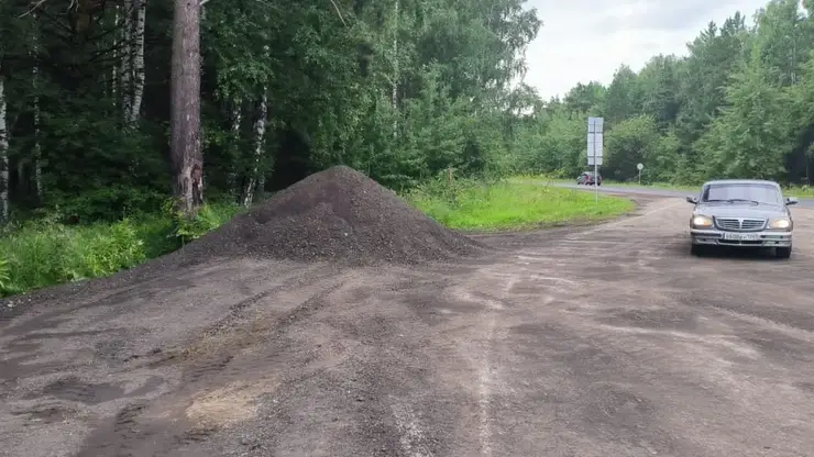 700 тонн снятого асфальта украли с трассы в Красноярском крае