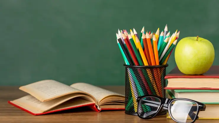 Народный фронт запустил опрос о главных проблемах школьного образования