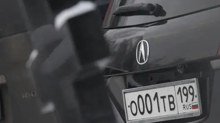 Госдума рассмотрит возможность продажи "красивых" автомобильных номеров в феврале 2026-го