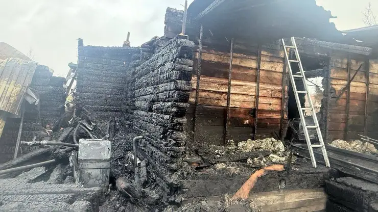 Муж и жена погибли в пожаре в деревне Круглово Красноярского края