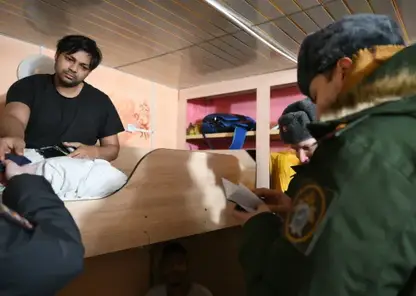 В Красноярске военные следователи выявили 10 мигрантов, уклоняющихся от постановки на воинский учет