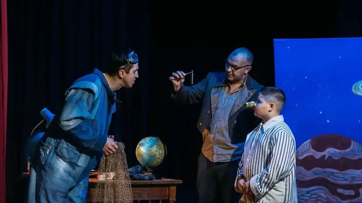 Волонтёры Эн+ представили юным жителям Дивногорска экологический спектакль