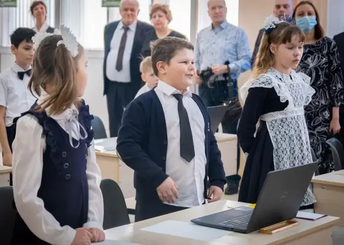 За парты в Забайкалье сели почти 138 тысяч школьников
