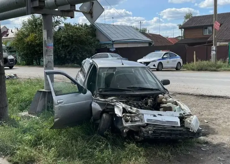 Омич попал в жуткое ДТП, поперхнувшись кофе