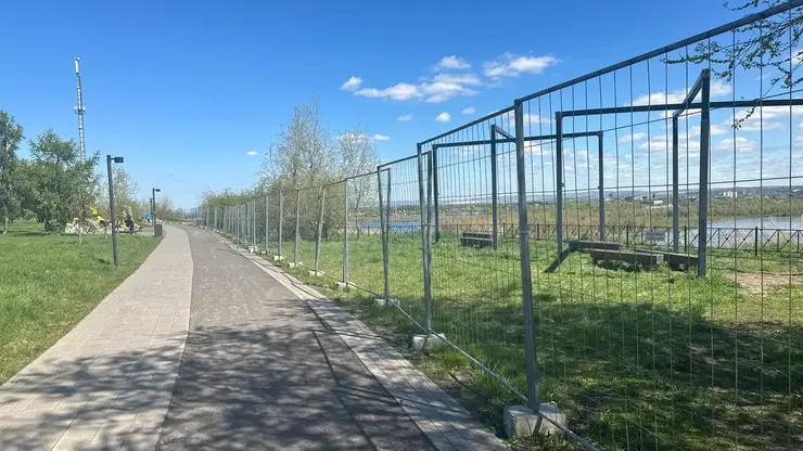 Набережная в Зелёной Роще закрывается: территорию в районе детской площадки признали небезопасной