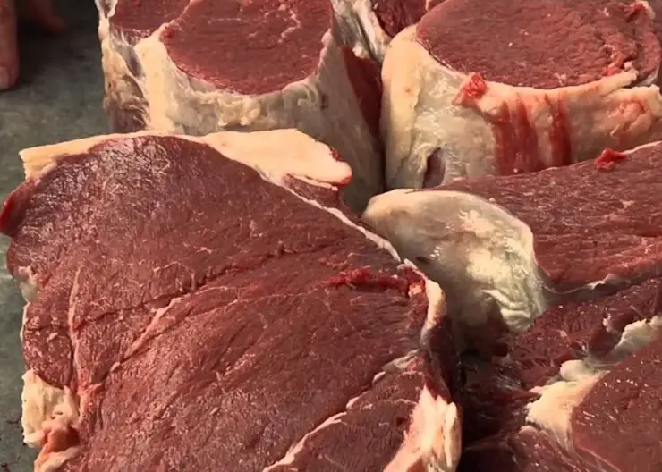 Россельхознадзор выявил незаконную торговлю мясом из багажников в Красноярске