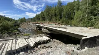 В Курагинском районе Красноярского края начался ремонт моста через реку Джебь