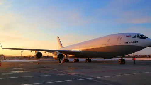 При посадке в Якутске у грузового самолета разрушилось шасси